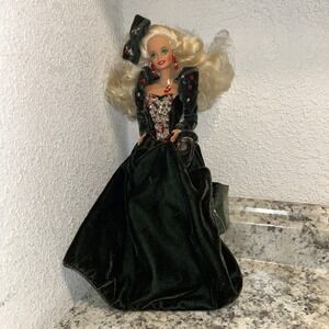 Barbie 1991 Holiday Doll‎ Blonde Velvet Dress Vintage E3